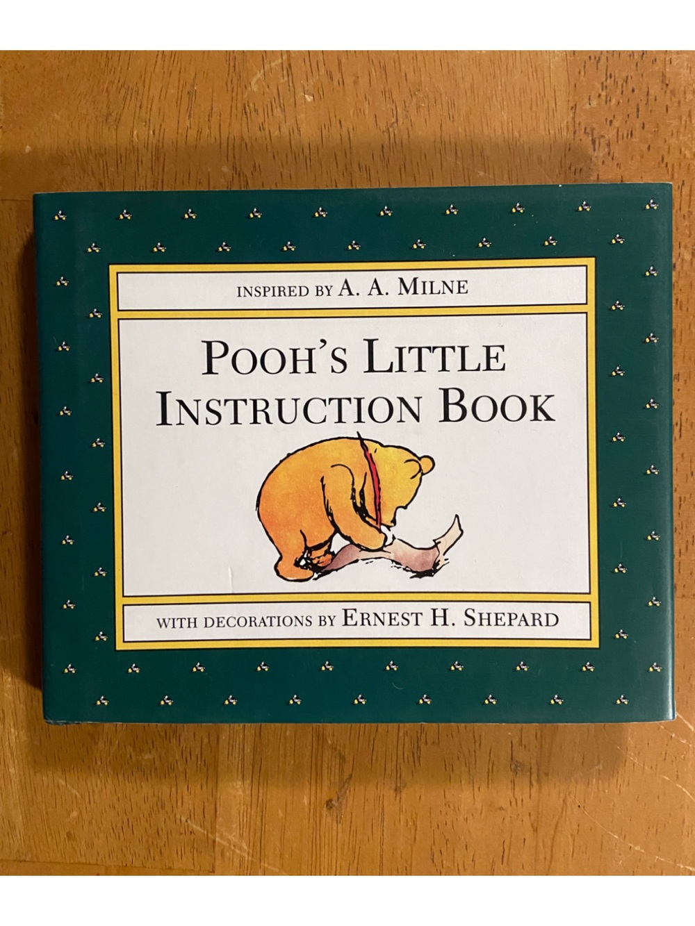Winnie the Pooh Winnie-the-Pooh cover 90s 1990s Pooh’s Little Instruction Book